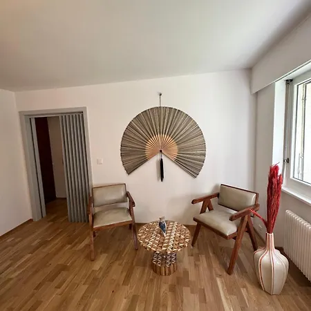 Apartment Cozy At A Special Price!